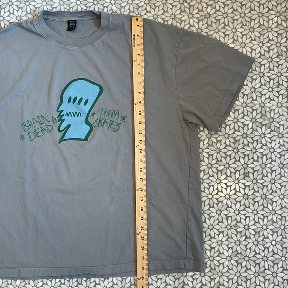 Men's Brain Dead Graphic Tshirt in Grey/Green, Size XL - Picture 6 of 8